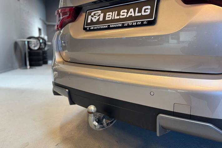 Orange BMW iX3 fra 2021