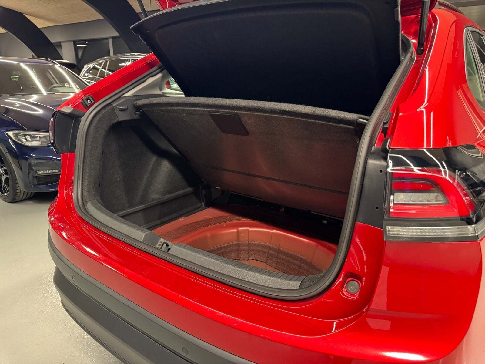 Rød VW Taigo fra 2022