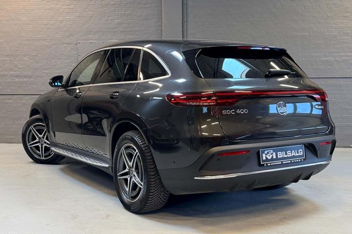 Grå Mercedes EQC400 fra 2020