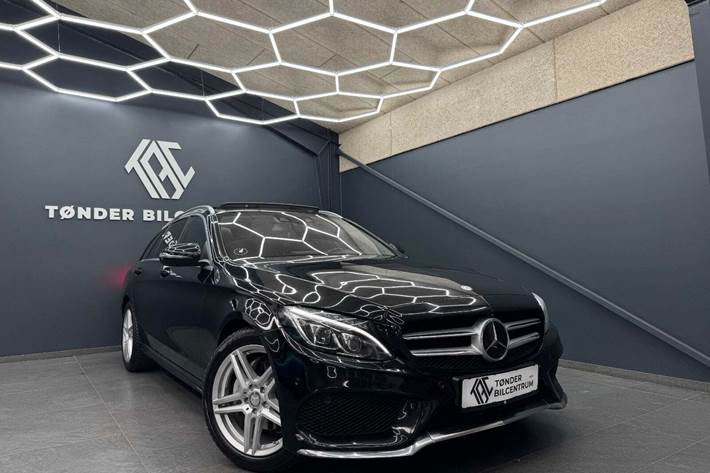Sort Mercedes C220 d fra 2016 set udefra