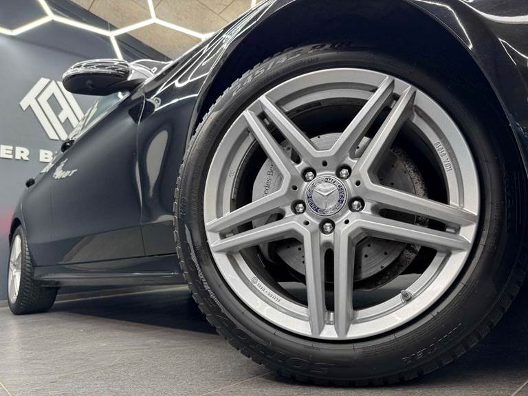 Mercedes C220 d 2,2 AMG Line stc. aut.