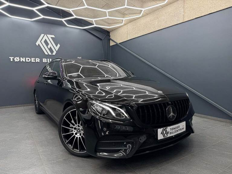 Mercedes E220 d 2,0 AMG Line stc. aut.