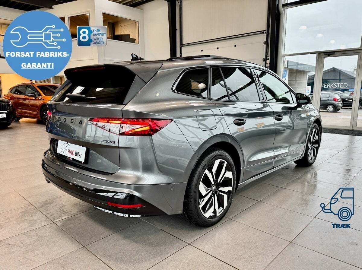 Grå Skoda Enyaq fra 2026