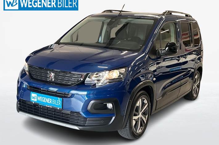Blå Peugeot e-Rifter fra 2023 set udefra