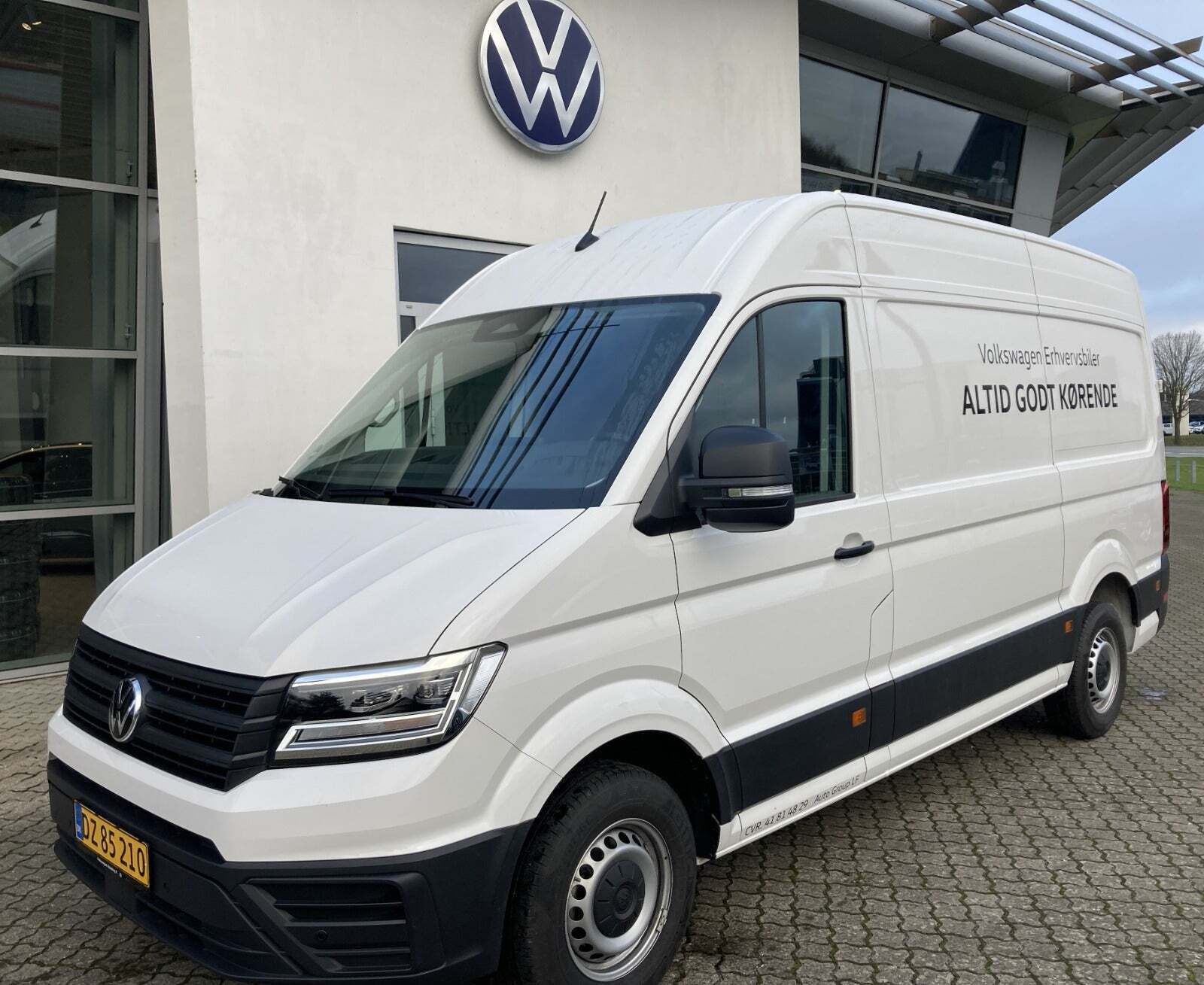 VW Crafter 35 2,0 TDi 177 Kassevogn L3H3 aut.