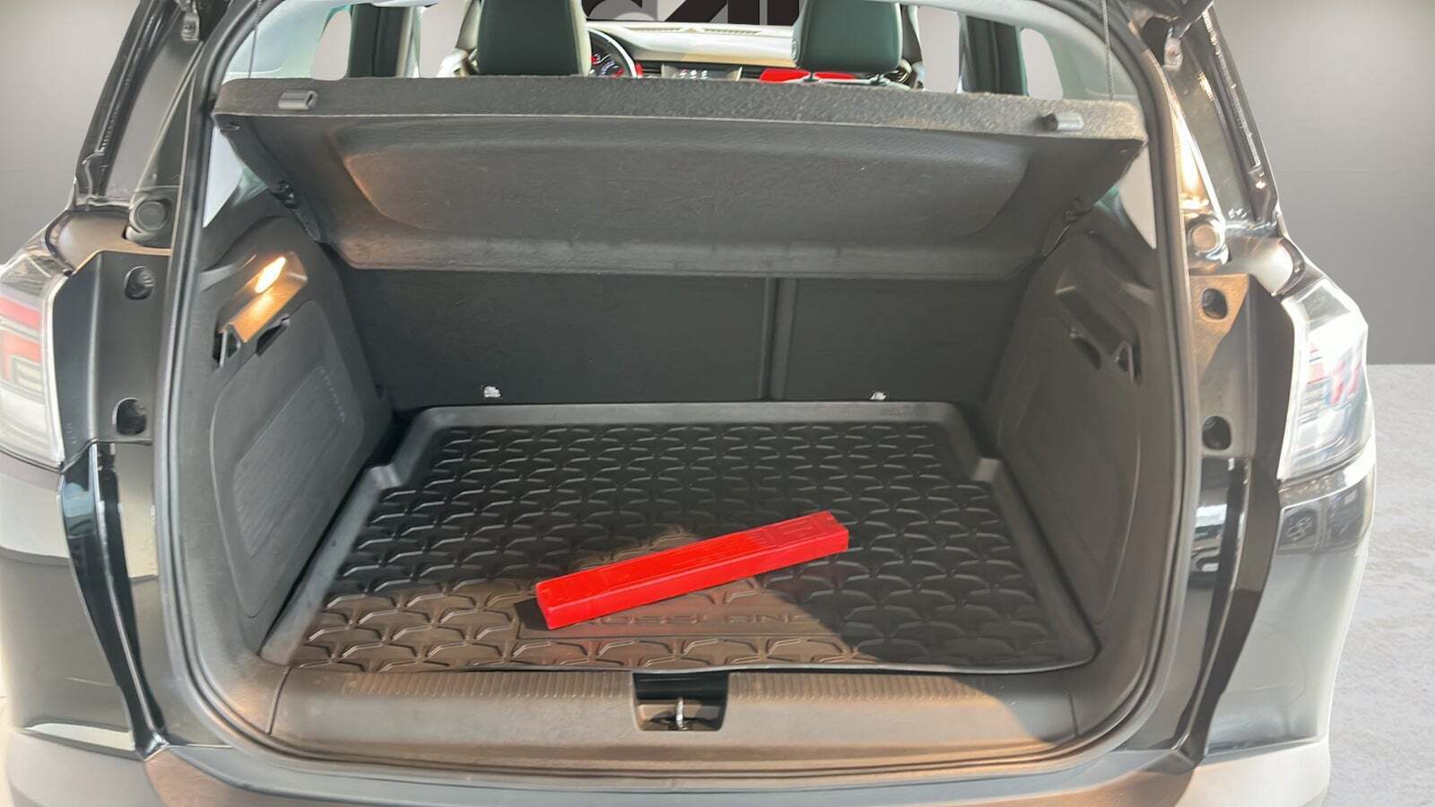 Sort Opel Crossland fra 2023