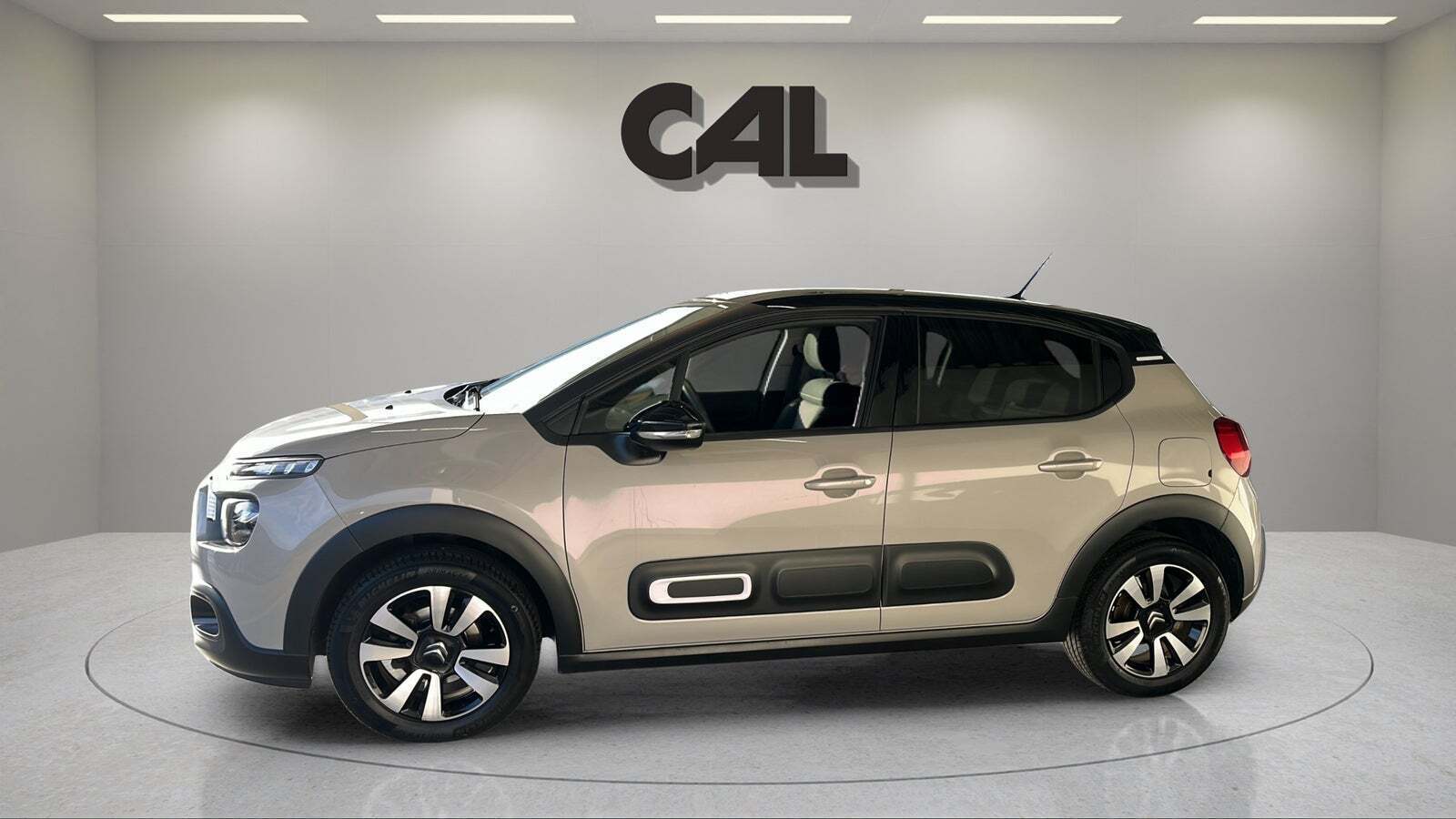 Citroën C3 1,2 PureTech 110 Shine EAT6