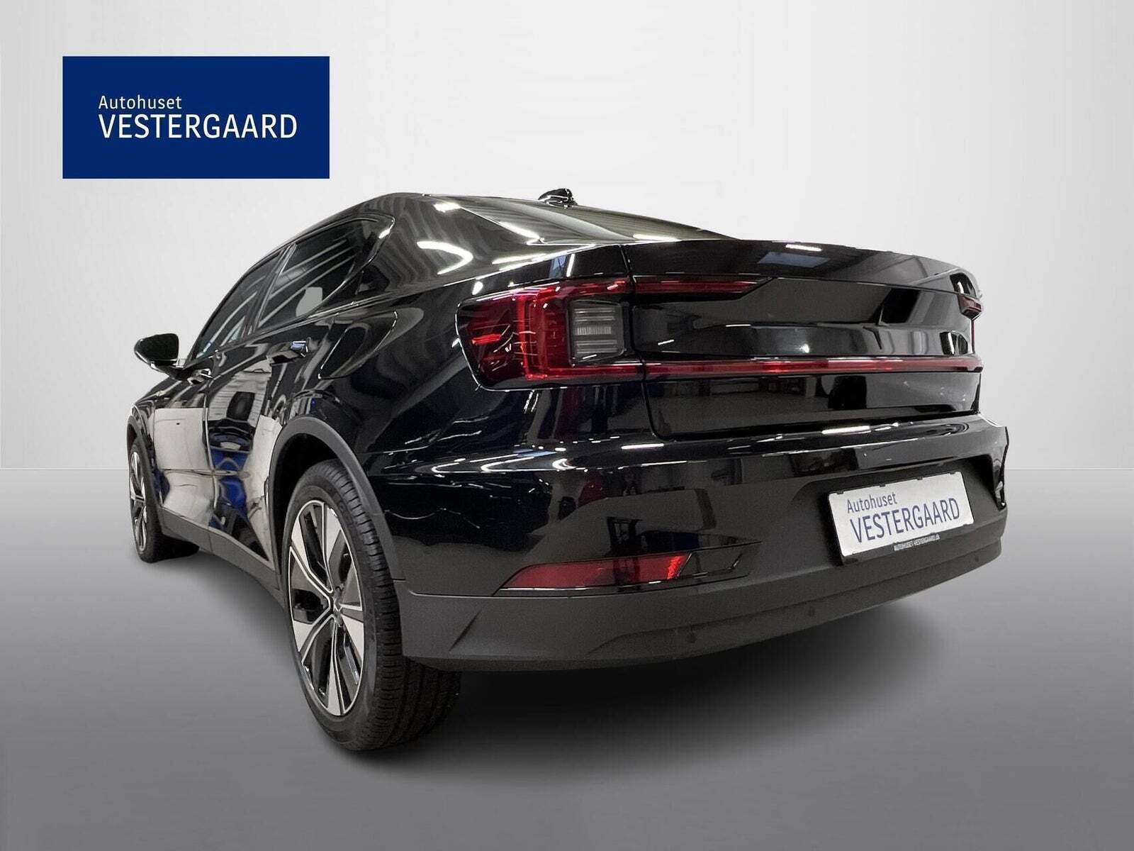 Sort Polestar 2 fra 2023