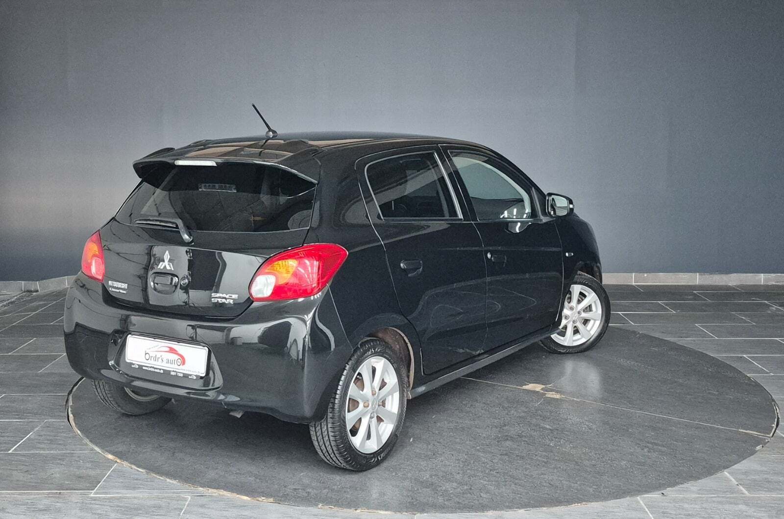 Mitsubishi Space Star 1,2 Limited CVT