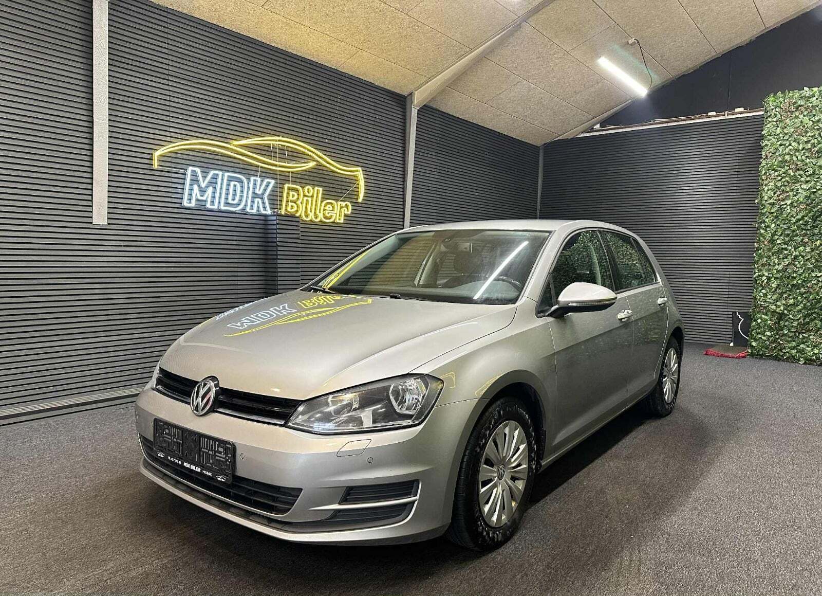 VW Golf VII 1,2 TSi 105 Trendline DSG BMT
