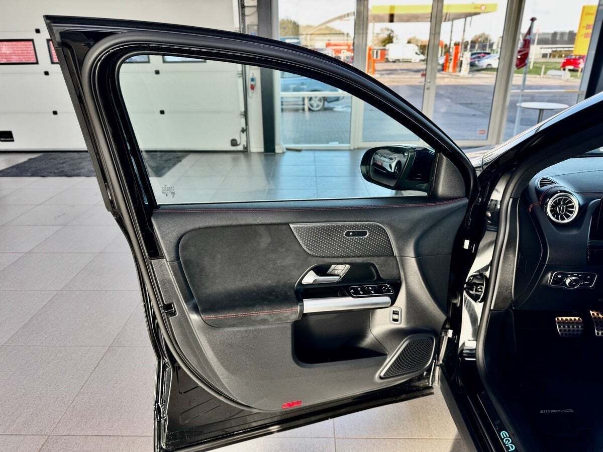 Mercedes EQA250+ AMG Line