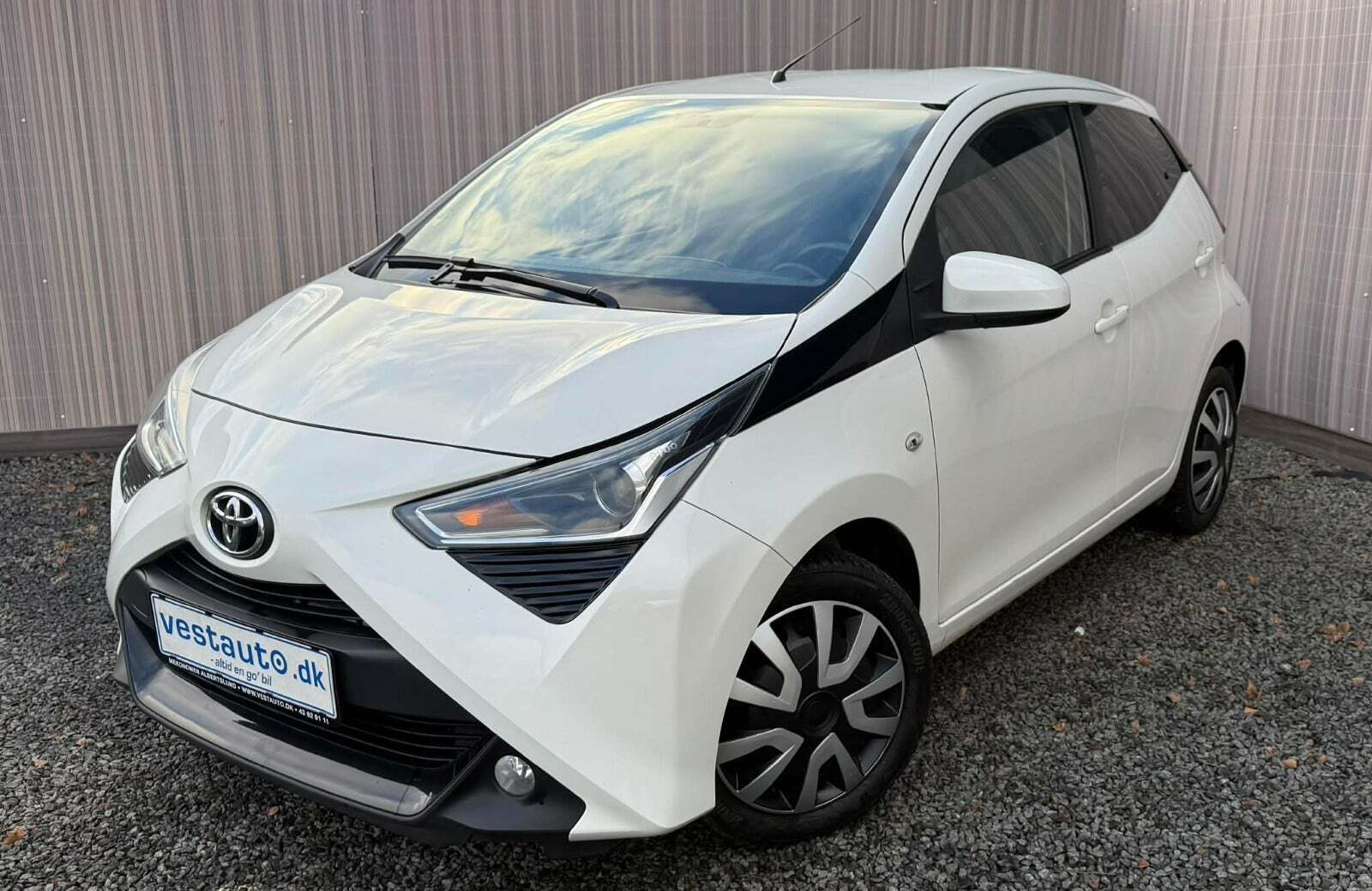 Toyota Aygo 1,0 VVT-i x-press