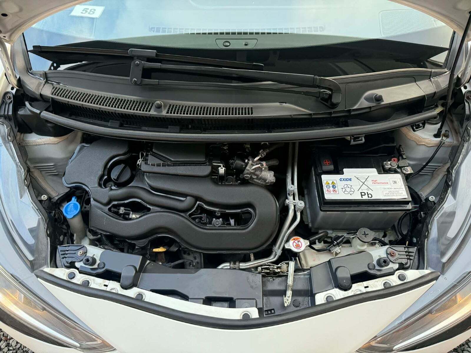 Hvid Toyota Aygo fra 2020