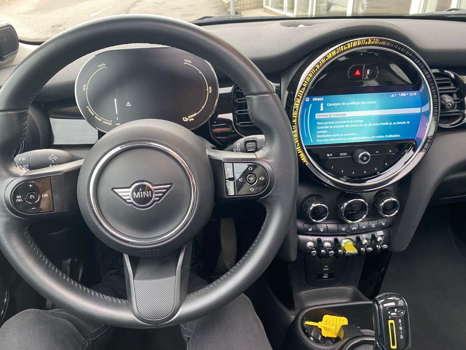 Grå Mini Cooper SE fra 2022