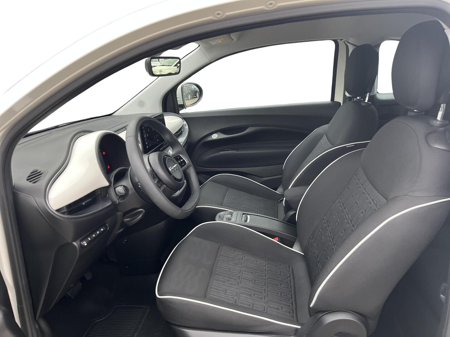 Fiat 500e 3+1 EL Icon 118HK 4d Aut.