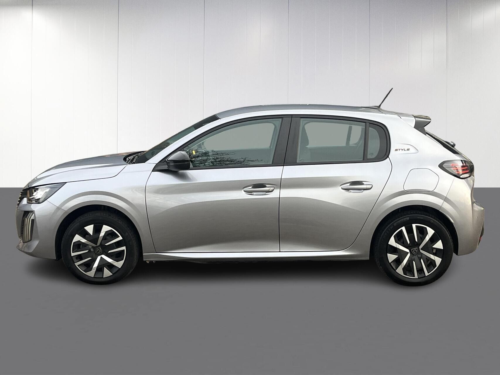 Peugeot e-208 EL Style 136HK 5d Aut.
