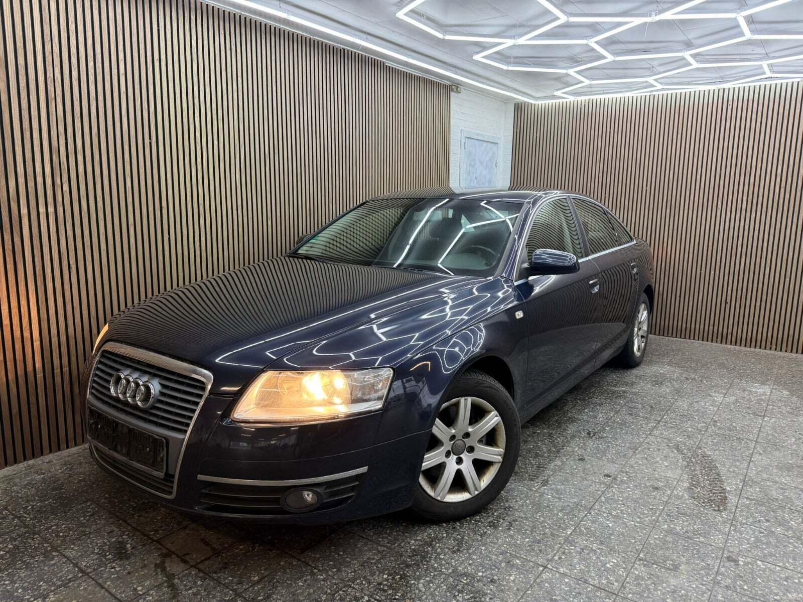 Audi A6 2,4 V6 Avant Multitr.