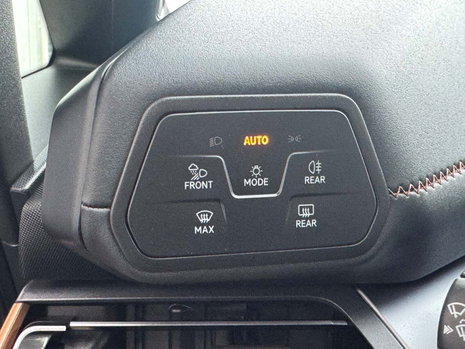 Sort Cupra Born fra 2024