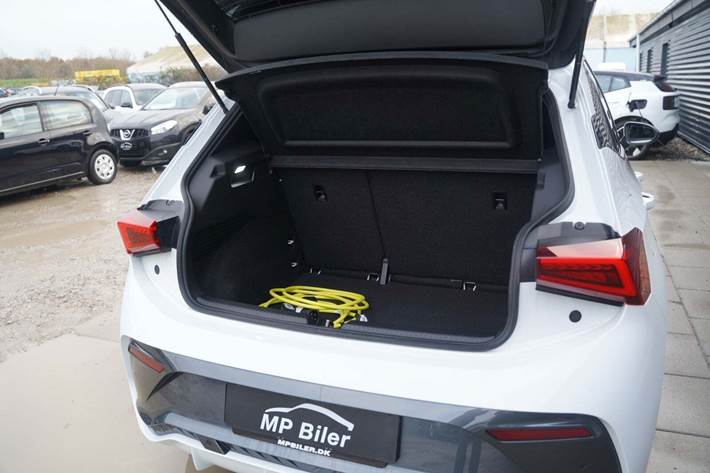 Hvid Cupra Born fra 2025