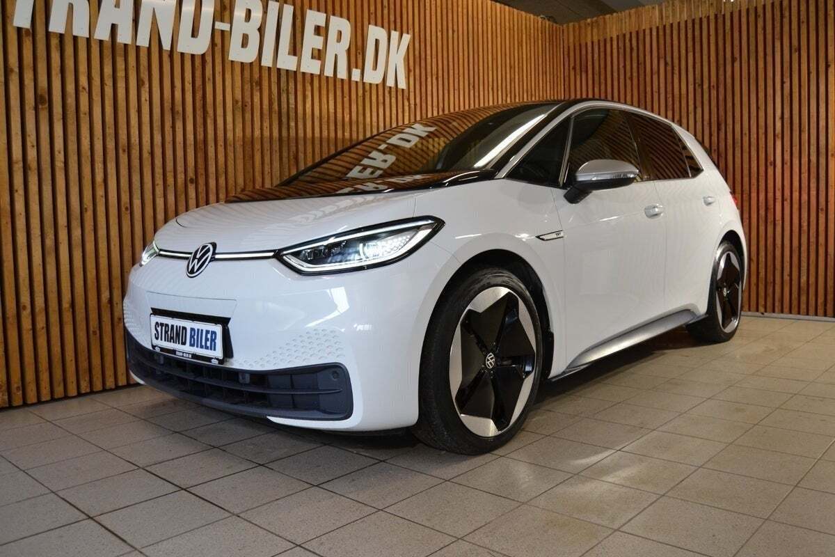 Hvid VW ID.3 fra 2020 set udefra