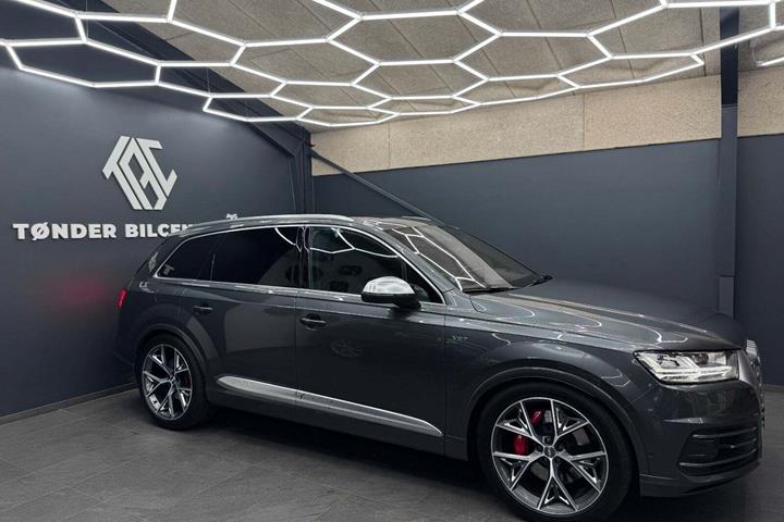 Grå Audi SQ7 fra 2016