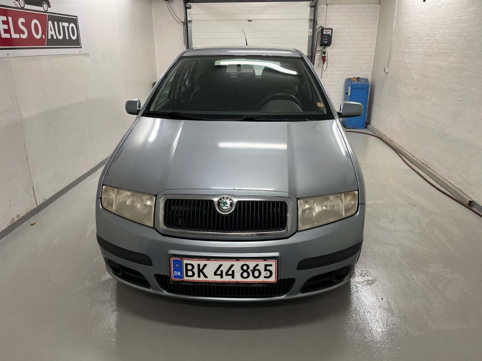 Blå Skoda Fabia fra 2005