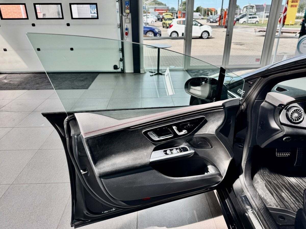 Mercedes EQE300 AMG Line