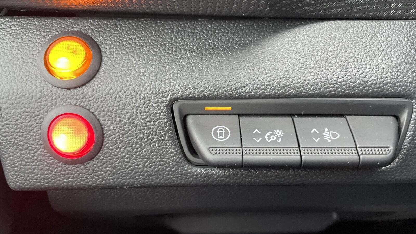 Hvid Renault Trafic fra 2025