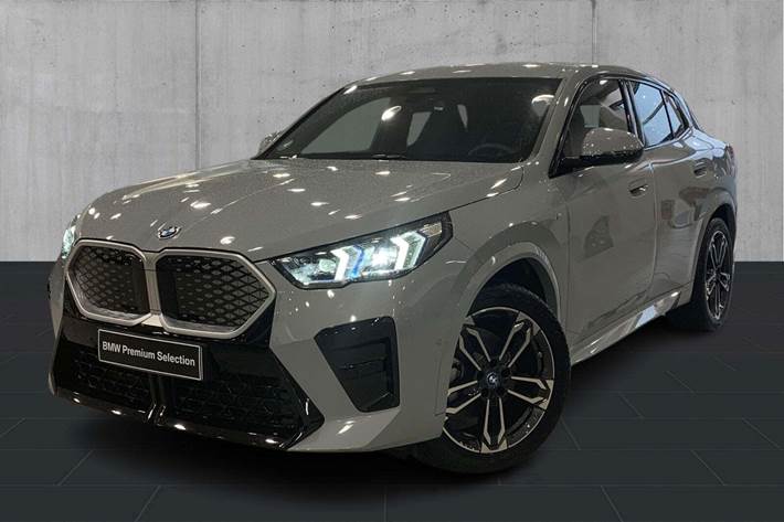 undefined BMW iX2 fra 2024 set udefra