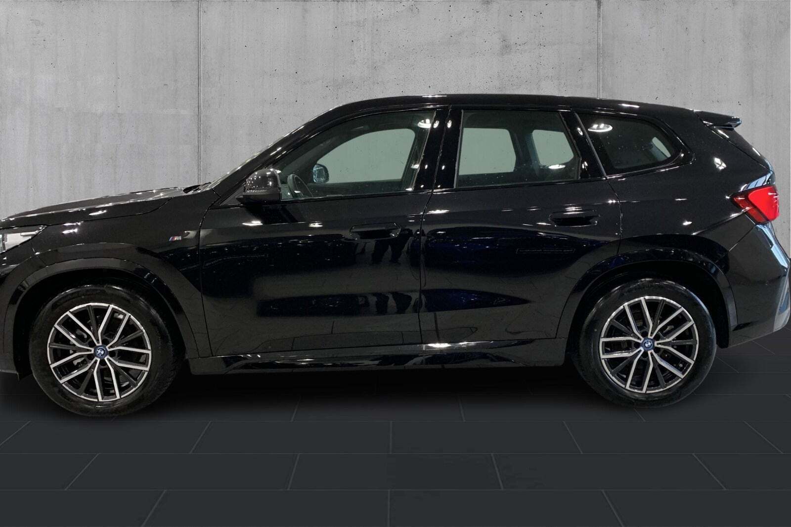BMW iX1 eDrive20 M-Sport