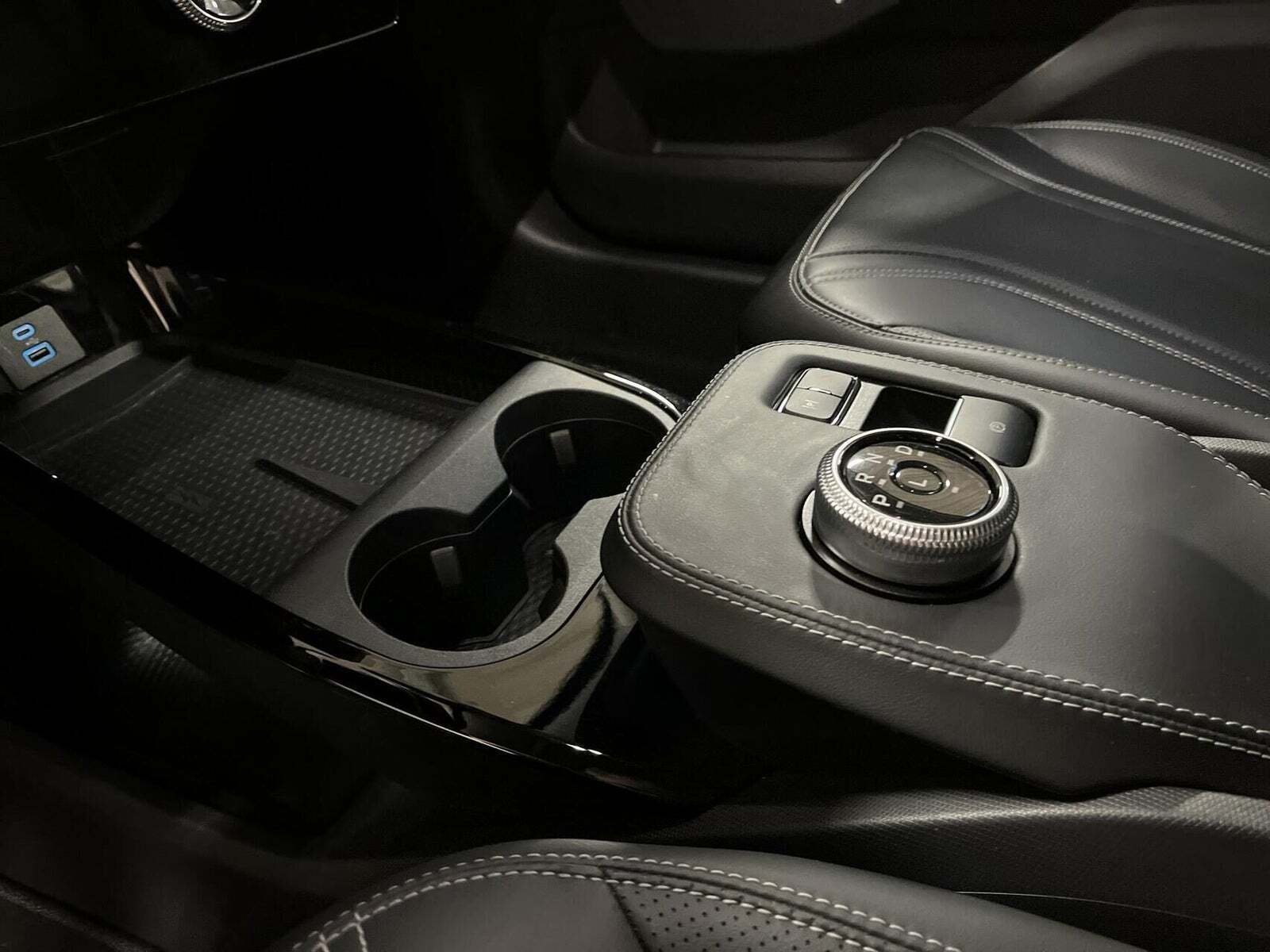 Rød Ford Mustang Mach-E fra 2023