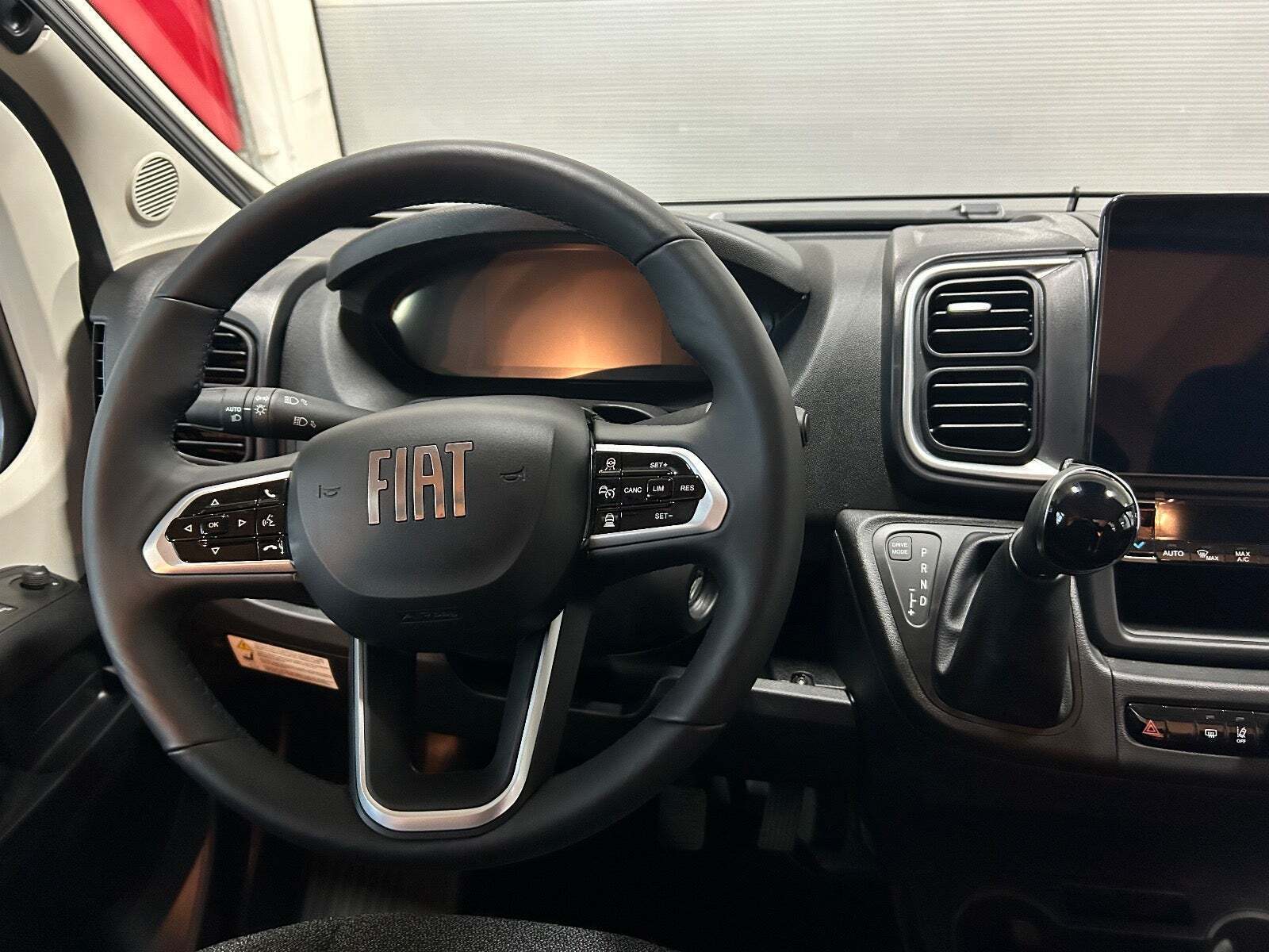 Grå Carado CV602 PRO fra 2026 set indefra