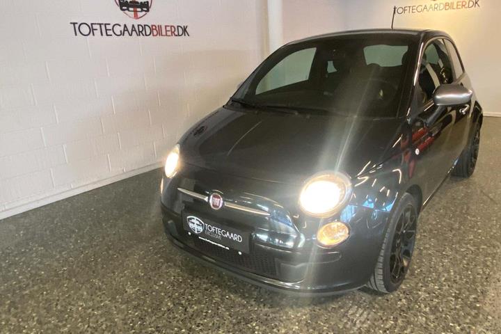 Sort Fiat 500 fra 2013