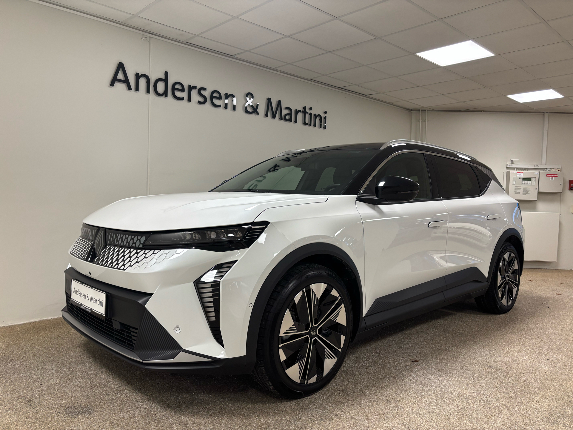 Renault Scénic E-TECH Techno 220HK Aut.