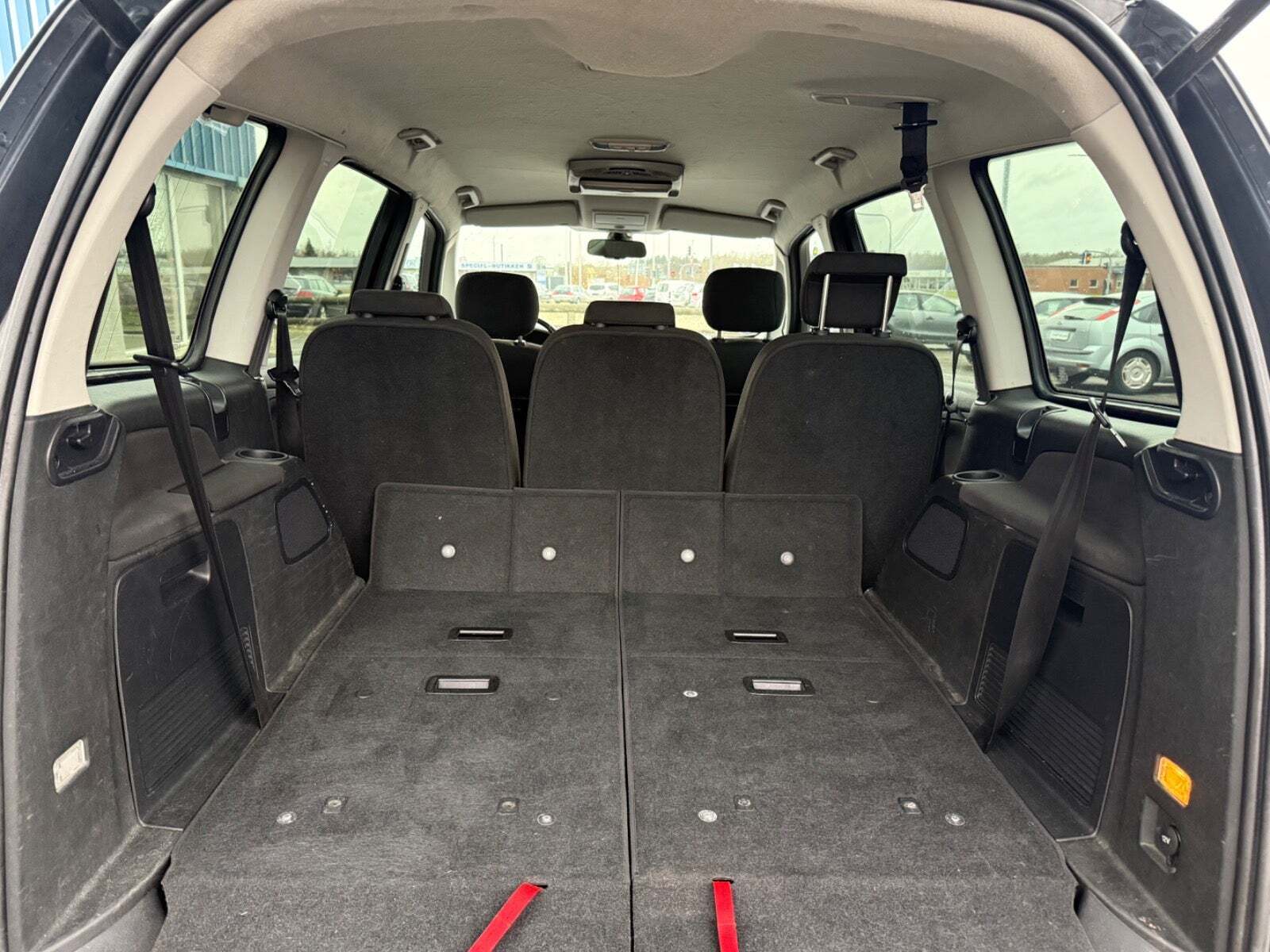 Grøn Ford Galaxy fra 2010