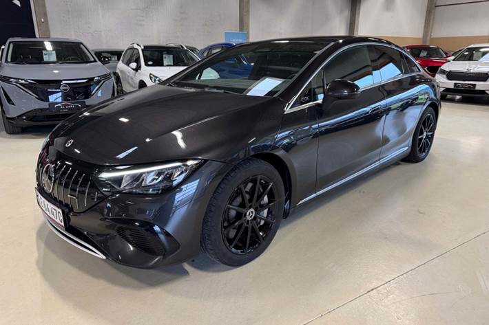 undefined Mercedes EQE300 fra 2023 set udefra