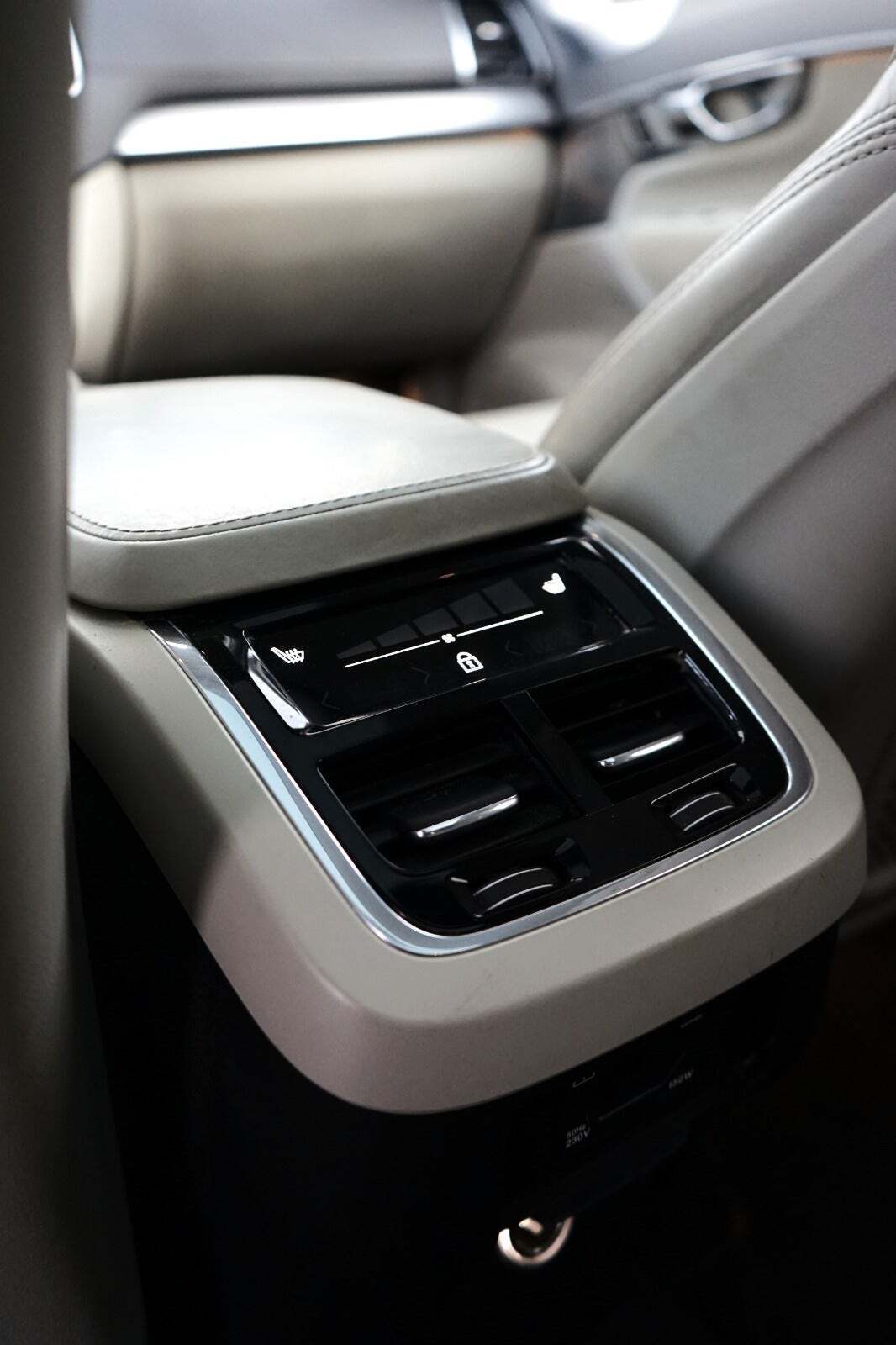 undefined Volvo XC90 fra 2018