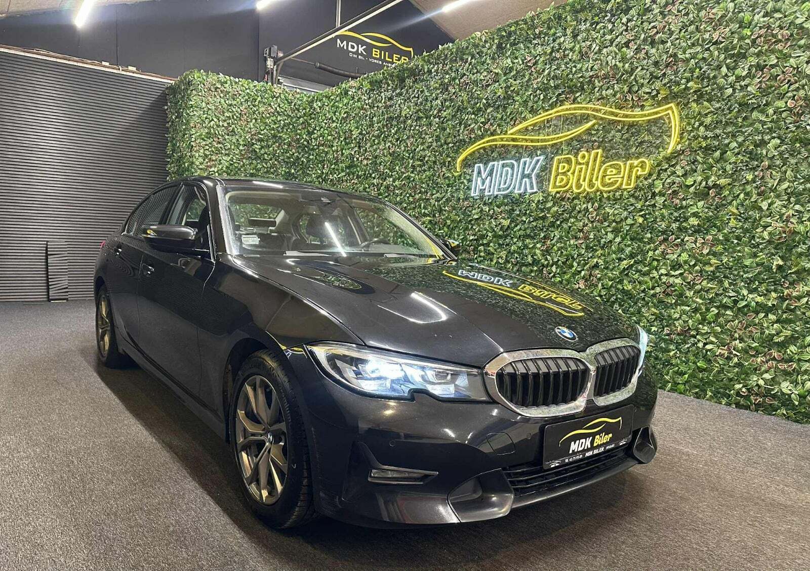BMW 320d 2,0 Connected aut.