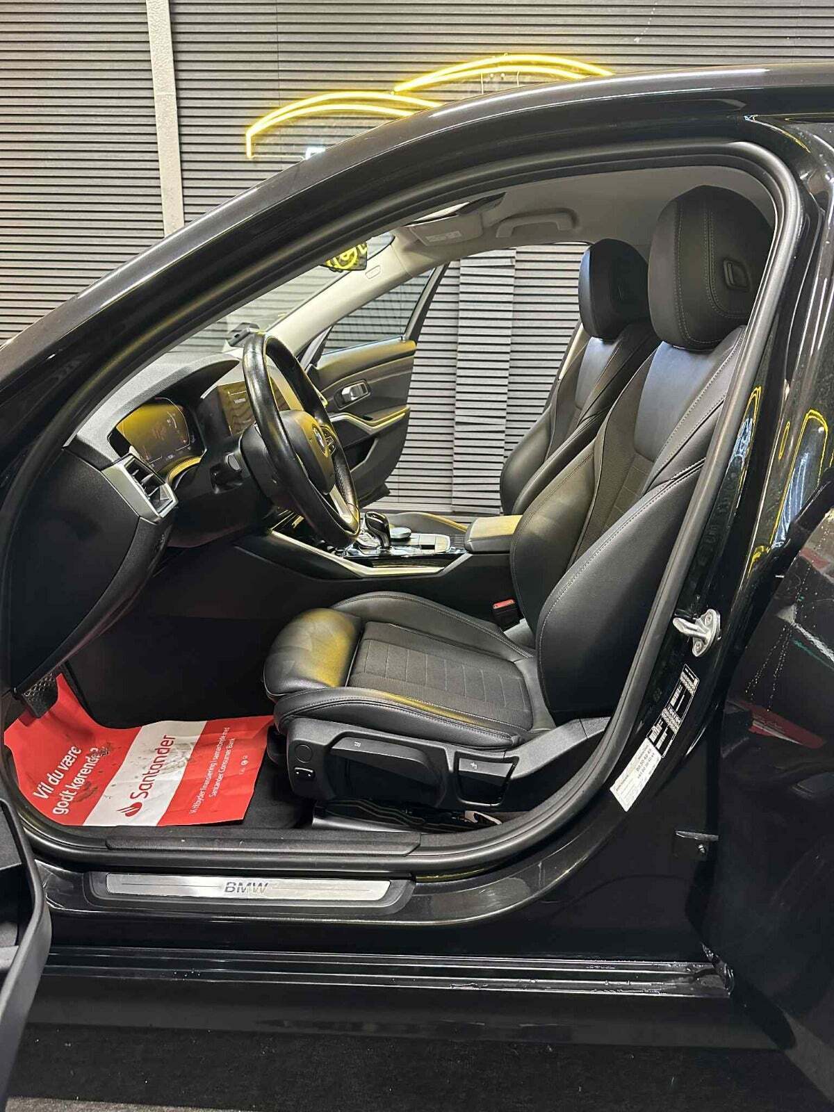 BMW 320d 2,0 Connected aut.