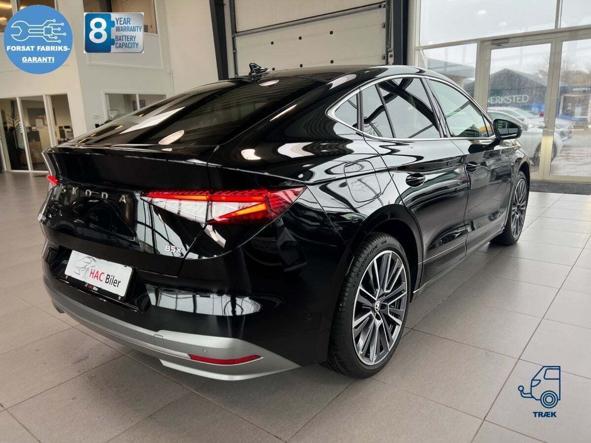 Sort Skoda Enyaq fra 2025