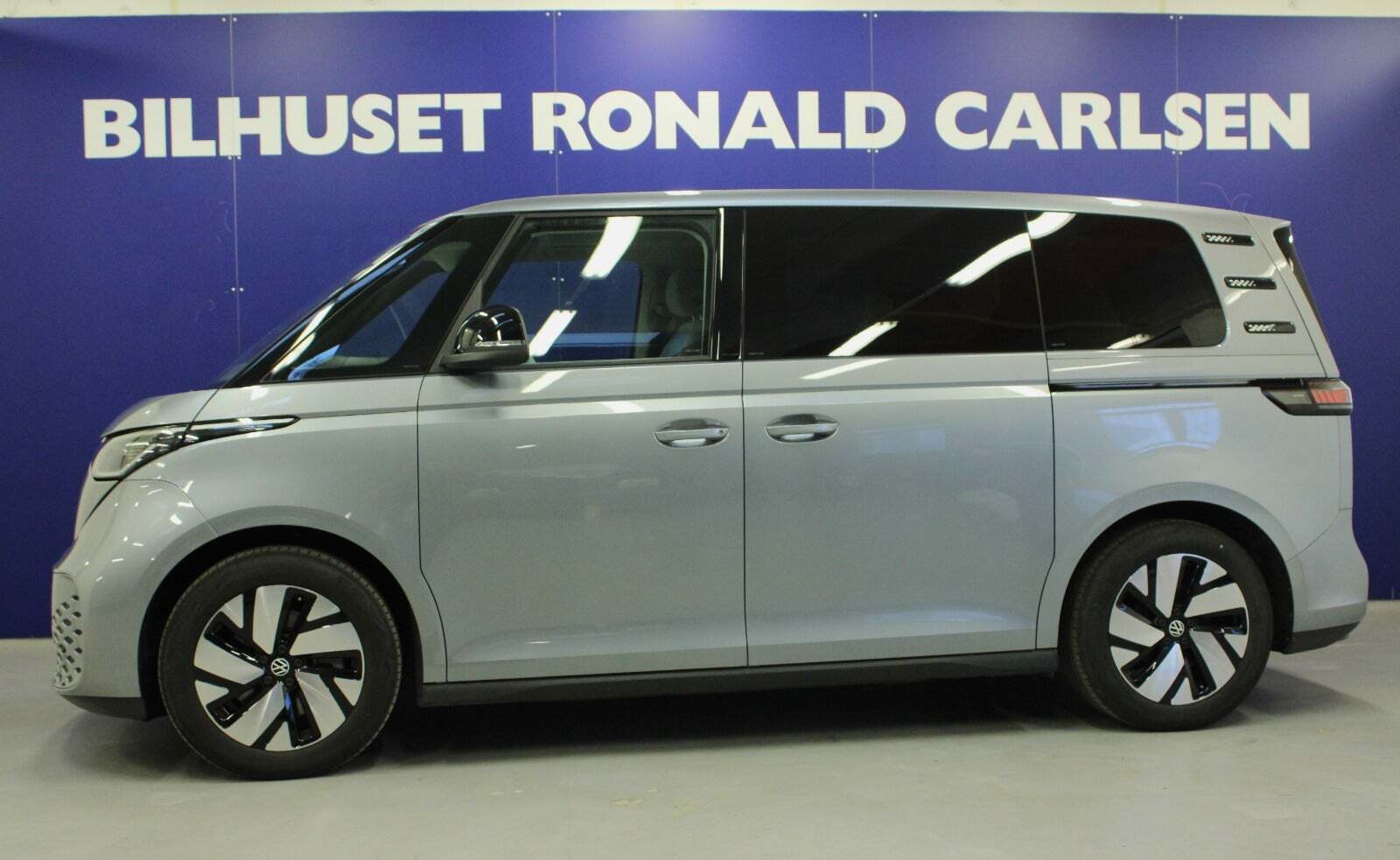 VW ID.Buzz 77 Pro SWB