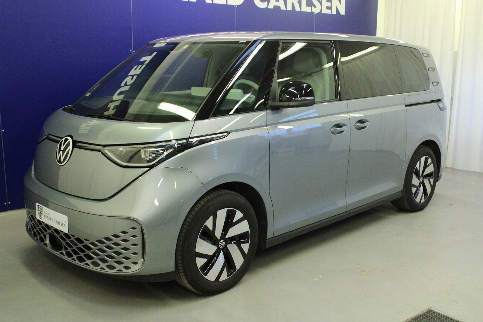 VW ID.Buzz 77 Pro SWB