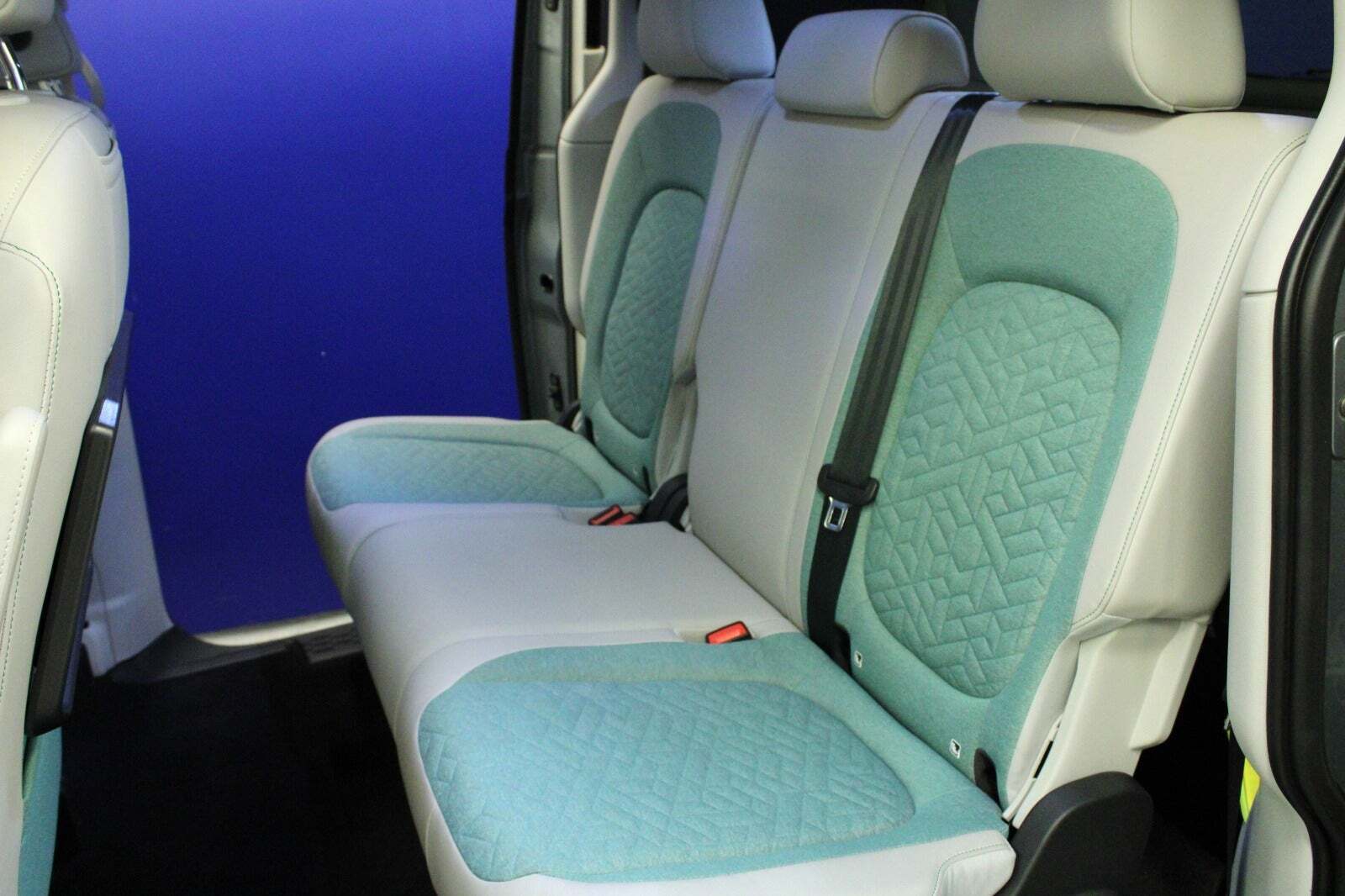 Sølv VW ID.Buzz fra 2024