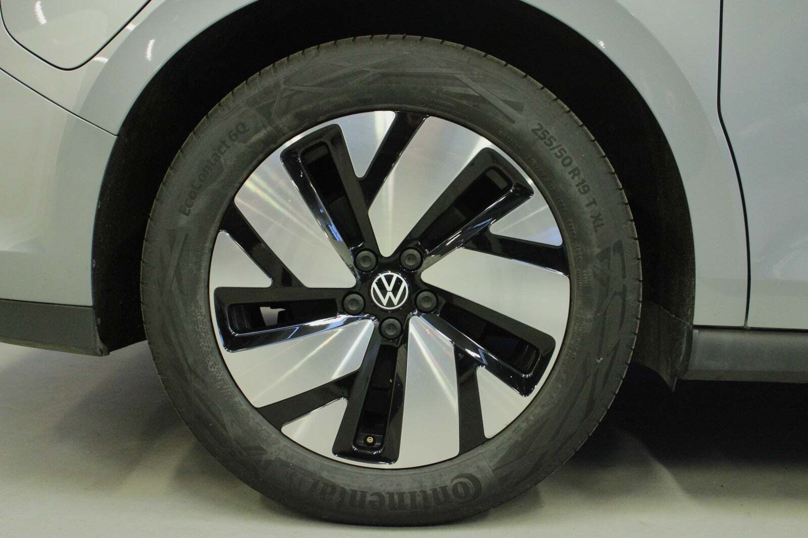 Sølv VW ID.Buzz fra 2024