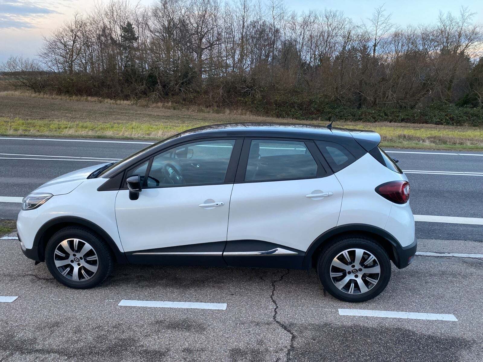 Hvid Renault Captur fra 2018