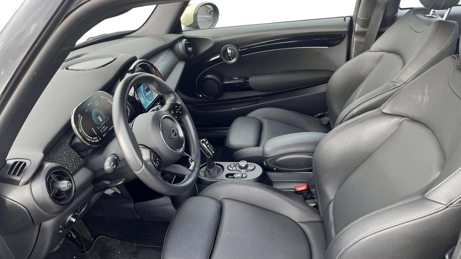 Mini Cooper SE Classic Trim