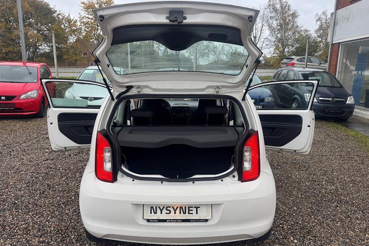 Hvid Skoda Citigo fra 2012
