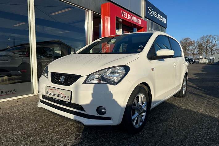 Hvid Seat Mii fra 2018 set udefra