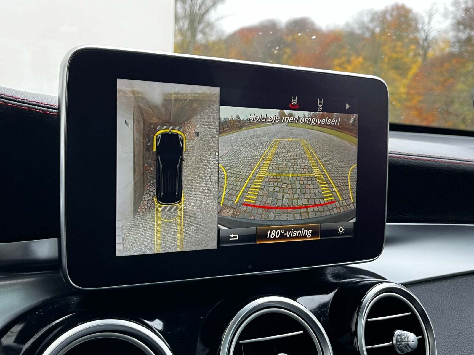 Sort Mercedes GLC43 fra 2019