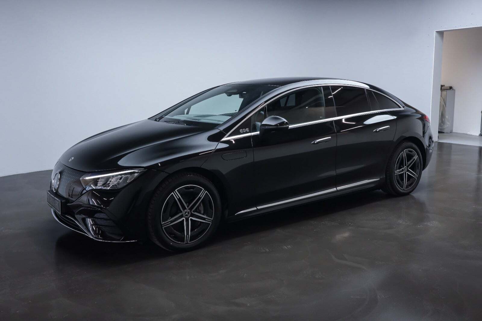 Mercedes EQE350+ AMG Line
